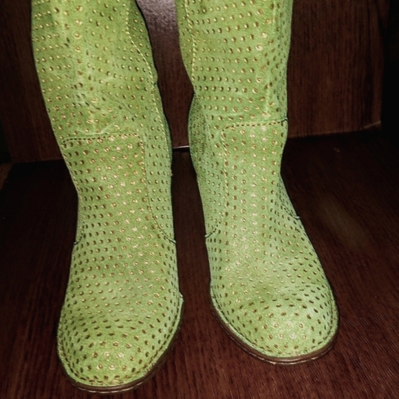 EUC Born 'Genevieve' Boots - Picture 5 of 5